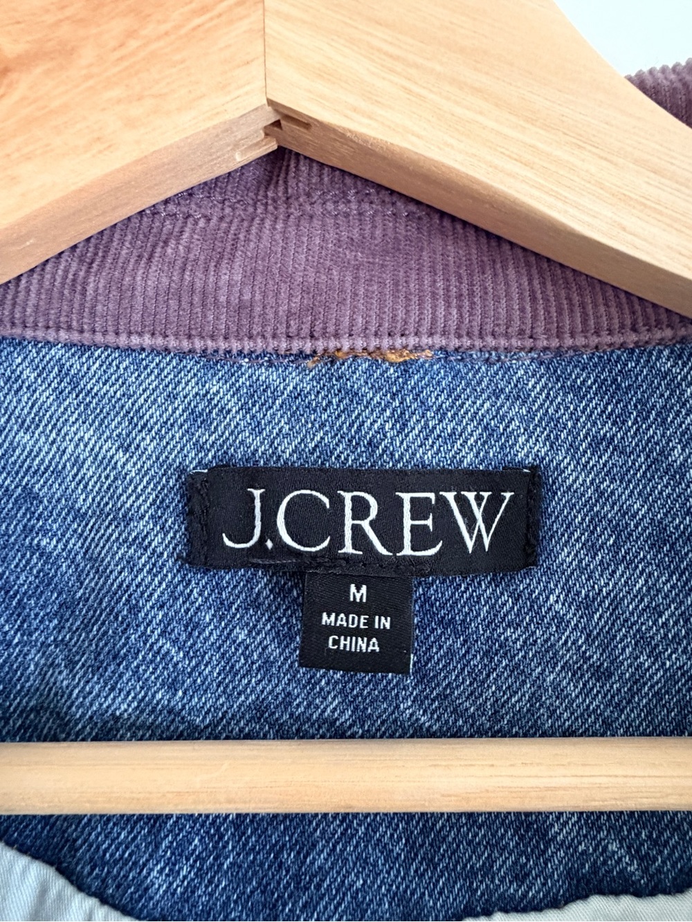 J.Crew Relaxed Barn Jacket in Denim Corduroy Collar In Lily Wash Cotton M - Picture 3 of 8